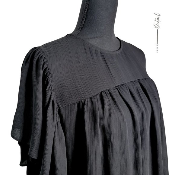 BLACK TOP FLUTTER SLEEVE - Picture 4 of 6